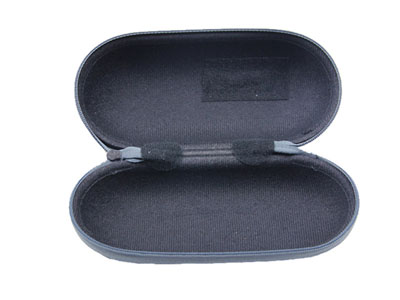 Rectángulo negro de las gafas de sol del paño de WZ Oxford con el botón de plata H8023 del metal